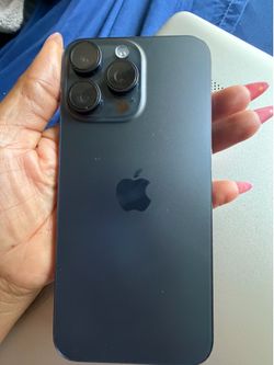 Unlock 15 pro max 256gb