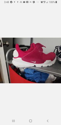 Nike womens size 8