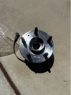 WA512440 | Wheel Bearing and Hub Assembly Rear for Chevrolet