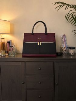💼 Lovack Laptop Bag – Like New – $20