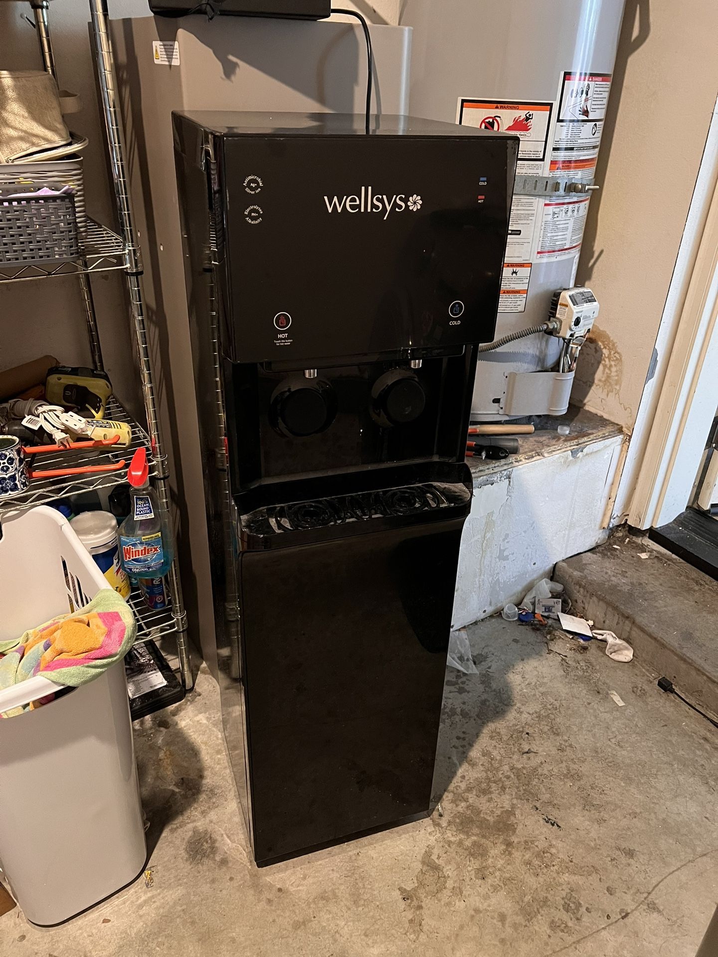 Water Filtration / Cooler - Hot / Cold - Dispenser Wellsys