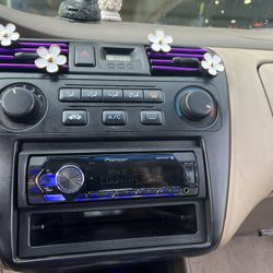 car  stereo  installs !!
