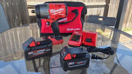 Milwaukee Impact Wrench Bundle