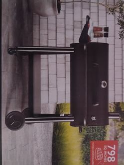 Brand new Maker's Mark 32-in barrel grill
