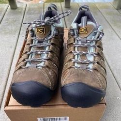 Woman’s Utility Boots