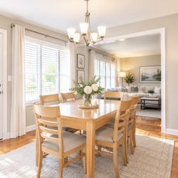 Room And Board Maple Wood Dining Set 