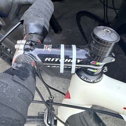 Specialized Tarmac Comp