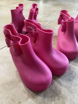 Rain boots
