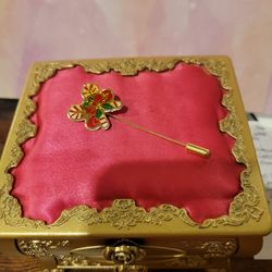 Candy Cane  Lapel/Stick Pin Goldtone Vintage 2.5" F9