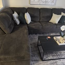 Sectional sofa 