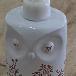Bath & Body Works White Ceramic Owl Leaves Soap Dispenser Pump Holder 