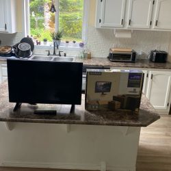 Nice Colored TV With Remote Built In Dvd Player With Wall Shelf