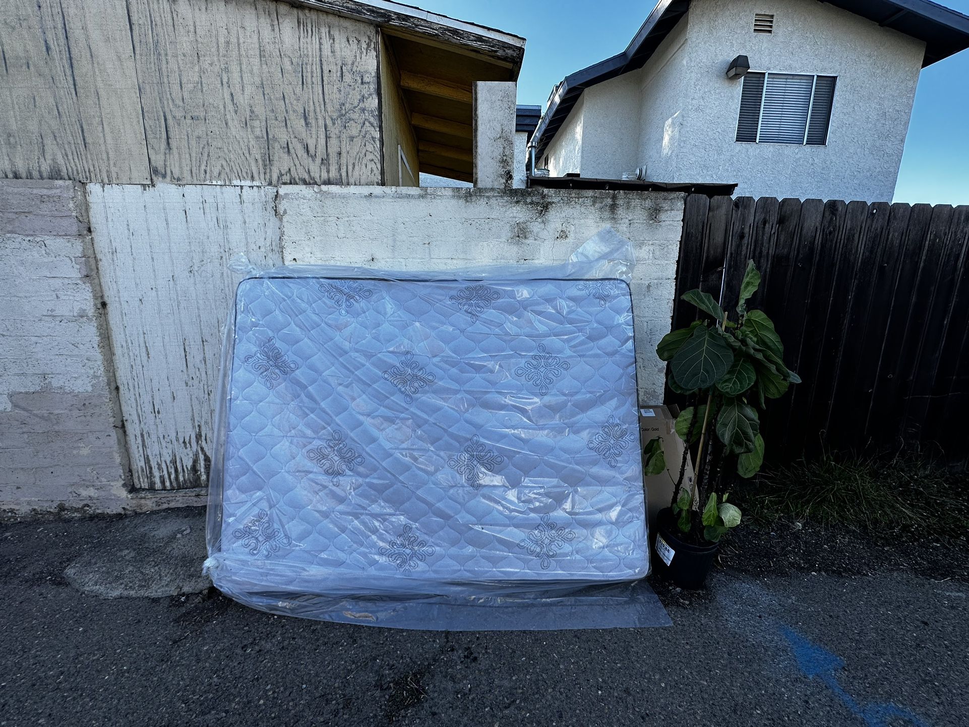 FREE Queen mattress for Sale in Chula Vista, CA OfferUp