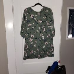 Sage Floral 3/4 Sleeve Dress