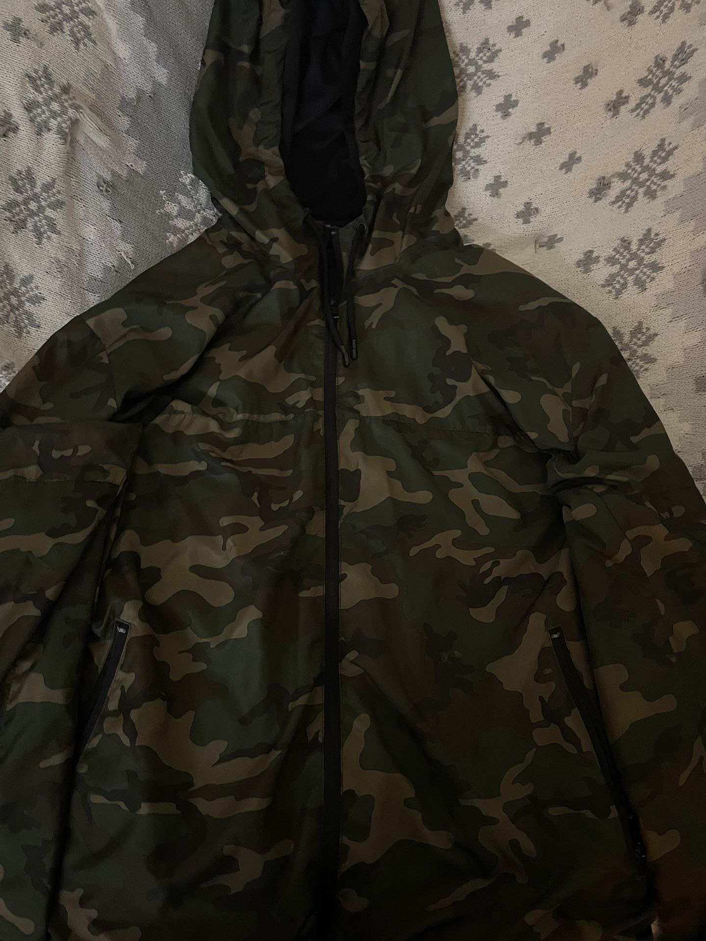 Camo Rain Sweater (XL)