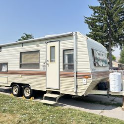 1990 Sun Chaser Travel Trailer Excellent Condition 