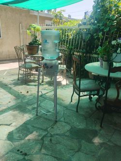Water stand 30.