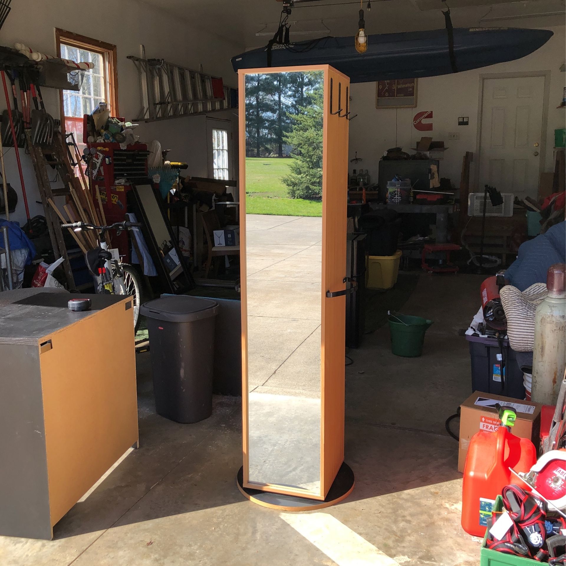 Mirror With Hangers And Storage