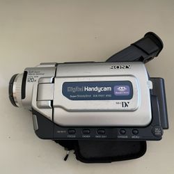 Sony Handycam DCR-TRV17 MiniDV Camcorder