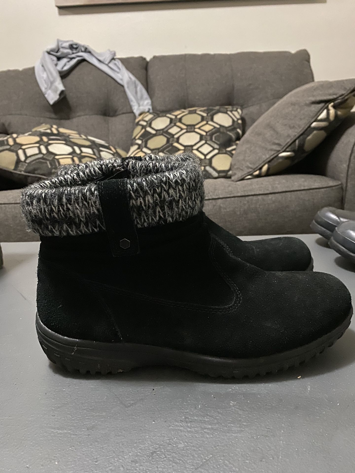 Women’s Boots / Botas De Mujer ( KHOMBA)