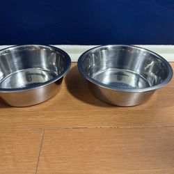 Medium Metal Dog Bowls