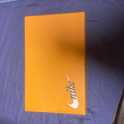 Nike White/Orange Blazer Mid ‘77 Vintage