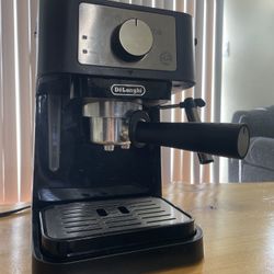 Delonghi Coffee Maker 