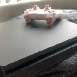 PS4 and Controller