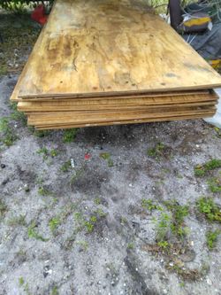 Plywood
