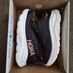 HoKA Women Clifton 9 B