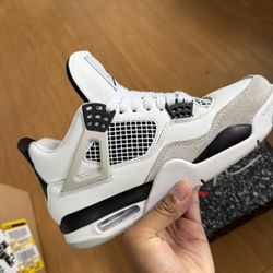 Zapatilla Air Jordan  4 Retro 