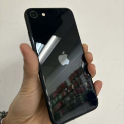 IPhone SE 3rd 64GB Unlocked 