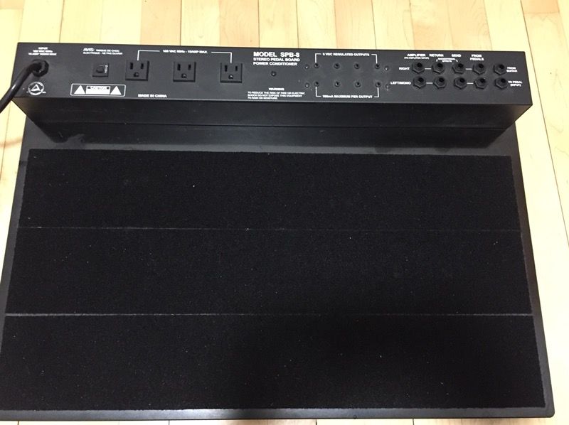 FURMAN SPB-8 Stereo Pedal Board