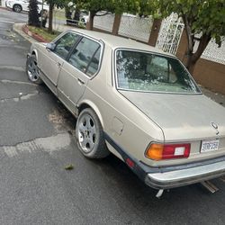 1986 BMW 725i 