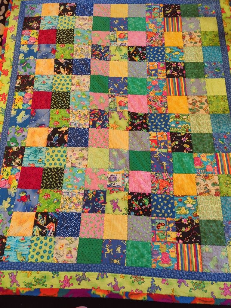 Adorable Reversible Frog Quilt 