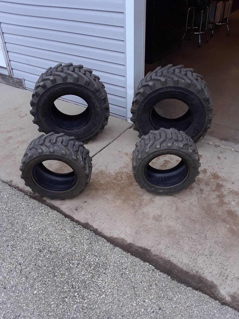 Carlisle Trac Chief tires off a subcompact John Deere tractor