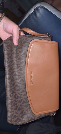 Michael Kors Signature Logo Crossbody Bag