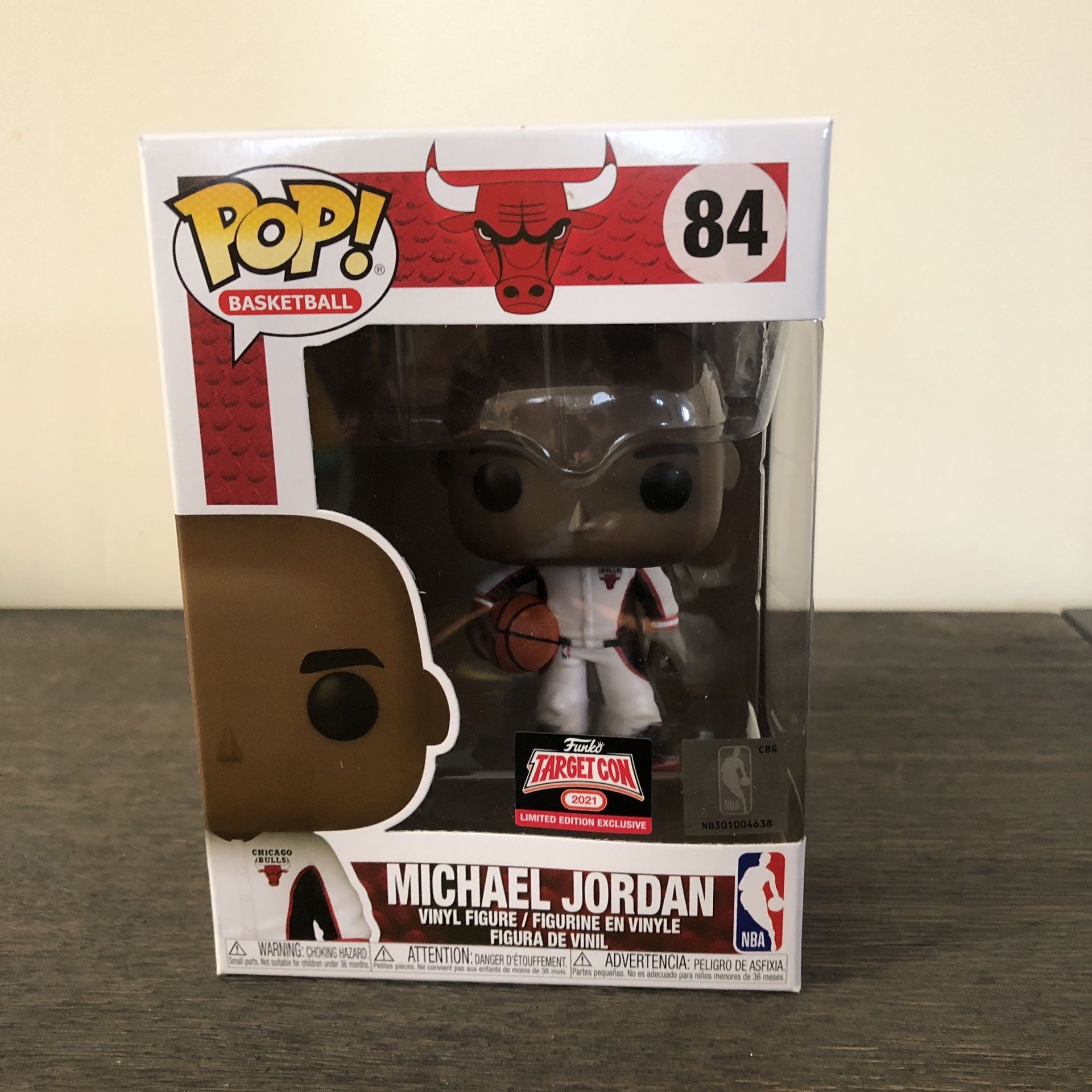 NBA Michael Jordan (White Warm-Ups) Exclusive Funko Pop! #84