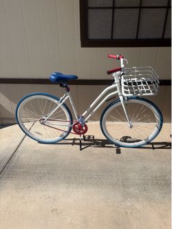 Women’s lightweight bike