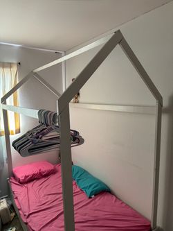Princess style bed frame for Twin size mattress