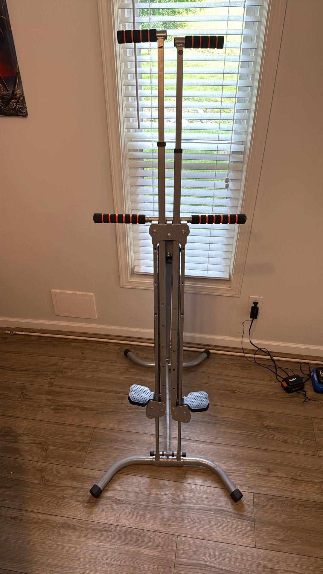 Vertical Climber
