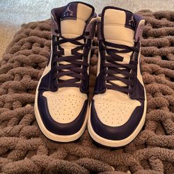 Jordan 1 Mid
