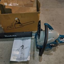 Chainsaw   new.  MAKITA  16 ".   Never Used.  $200. Obo. 