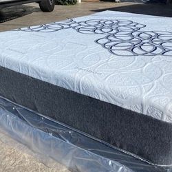 Full Bamboo Cool Gel Memory Foam!!