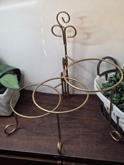 Brass Finish 3-Tiered Stand