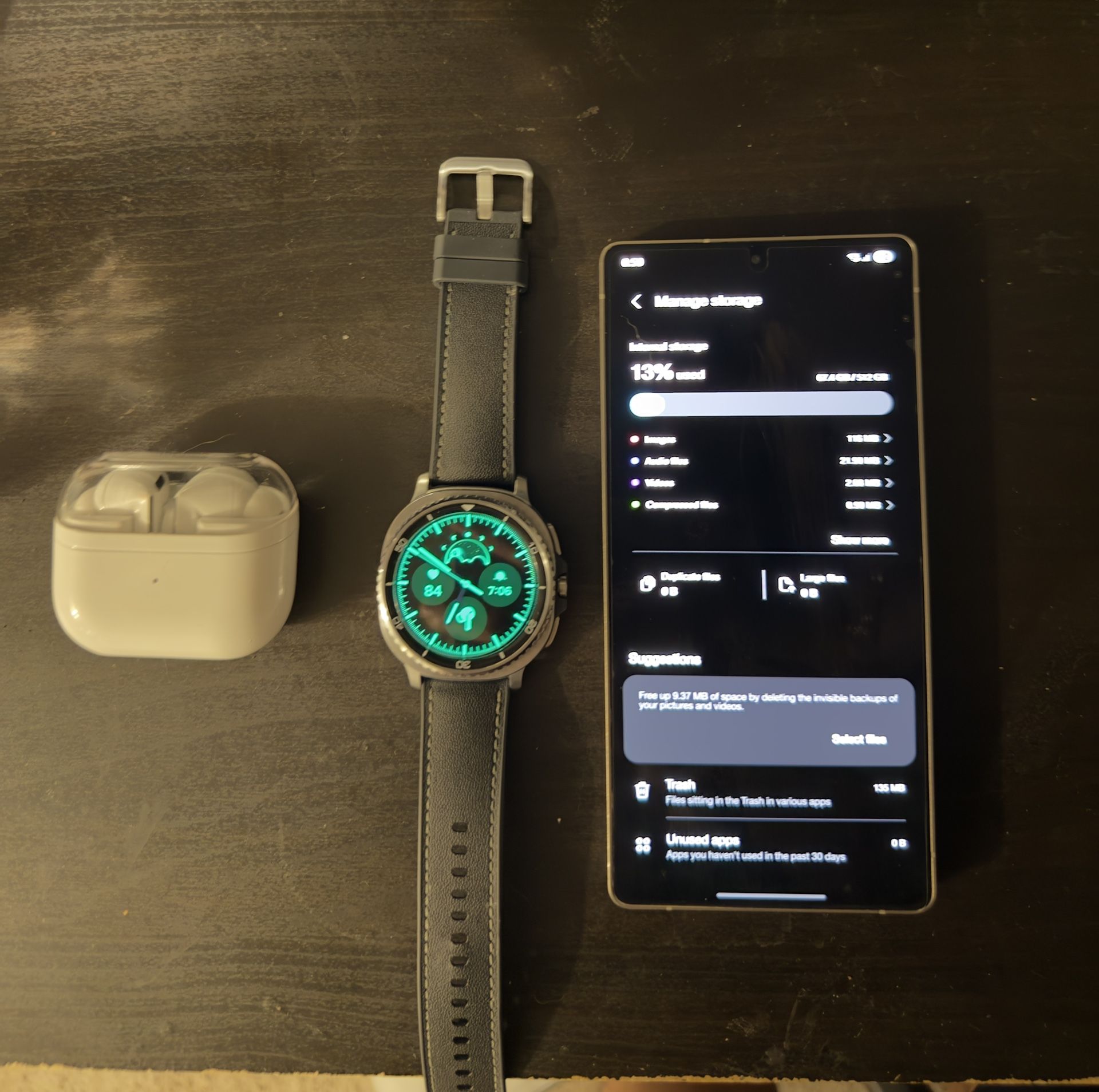 Galaxy s25 ultra  512 gb Unlocked , Watch 8 Classic , Galaxy Buds Pro 3  TRADE ONLY