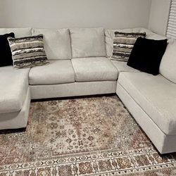 Cambria Sectional w/chaise  -$1650