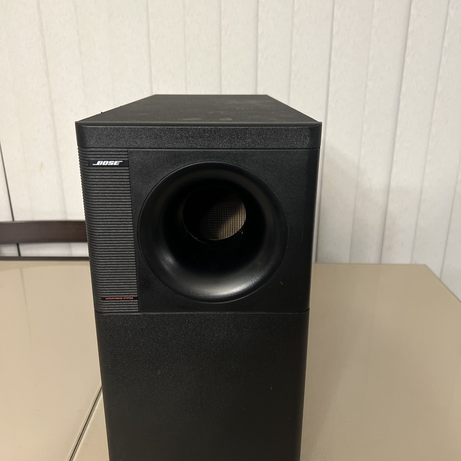 Bose Acoustimass 7 Home Theater Speaker System SUBWOOFER Only . Used on good condition with some minor cosmetic blemishes. These blemishes are in the