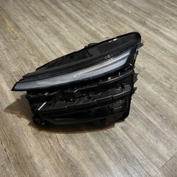 Tesla Model Y Headlight  Lf Side 2025 2026