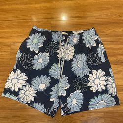 Men’s blue flower beach shorts size M